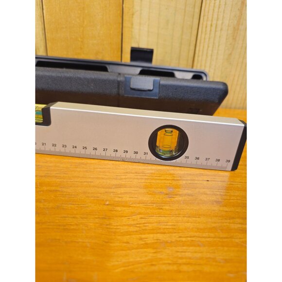 Aluminum Level With Case Measuring 12 Inches By LazerPro - Picture 5 of 7